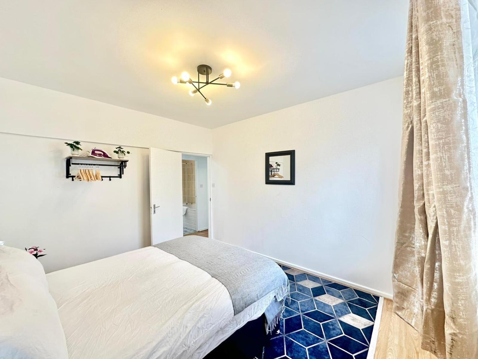 Paddington Beautiful Two Bedroom * Londres